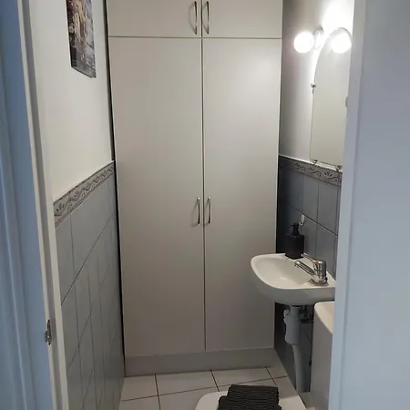 펜션 2br With Sunny Private Terrace - Secure Gear Storage *